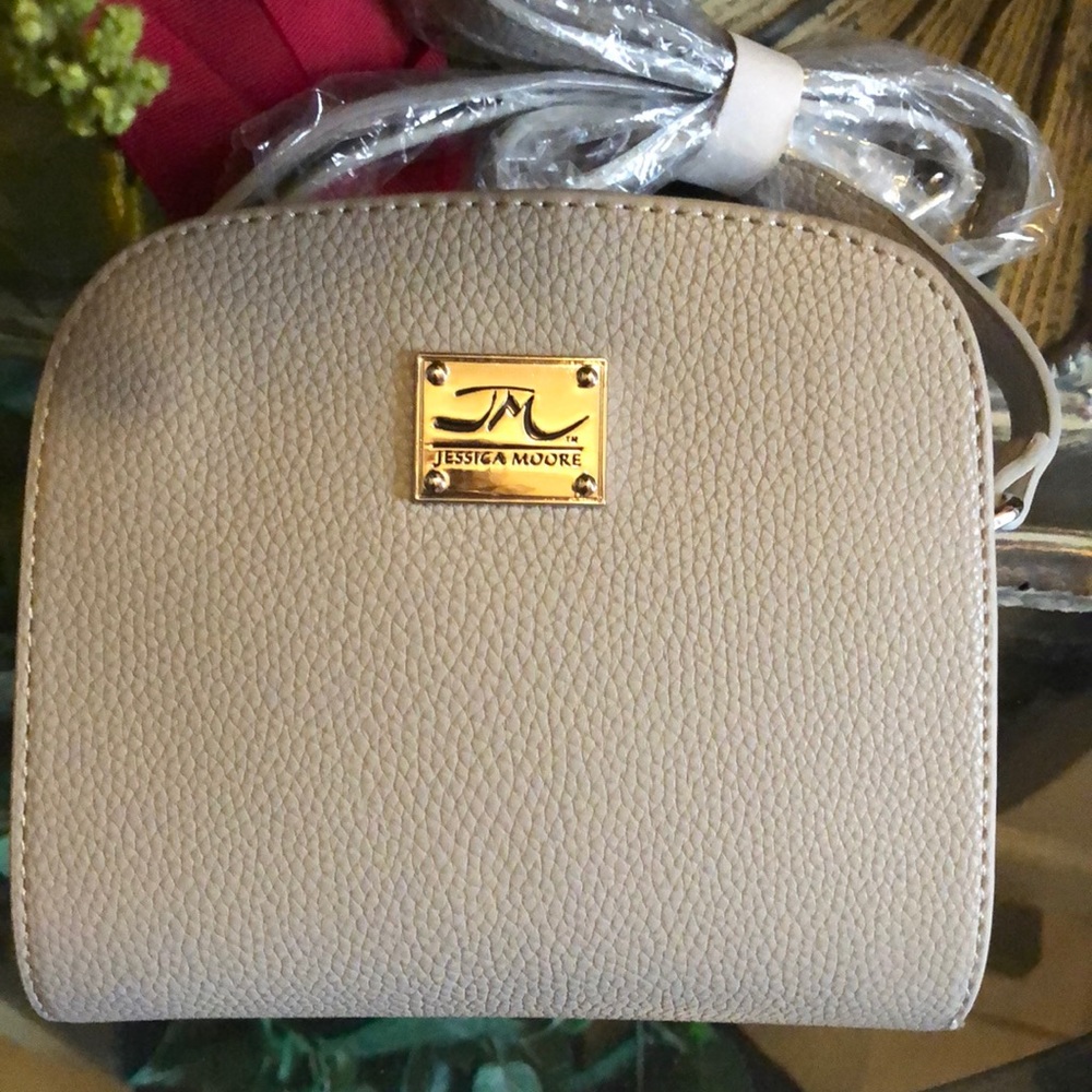 ⭐️HP⭐️NWOT🔸Crossbody Bag Jessica Moore